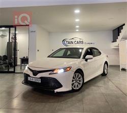 تۆیۆتا کامری